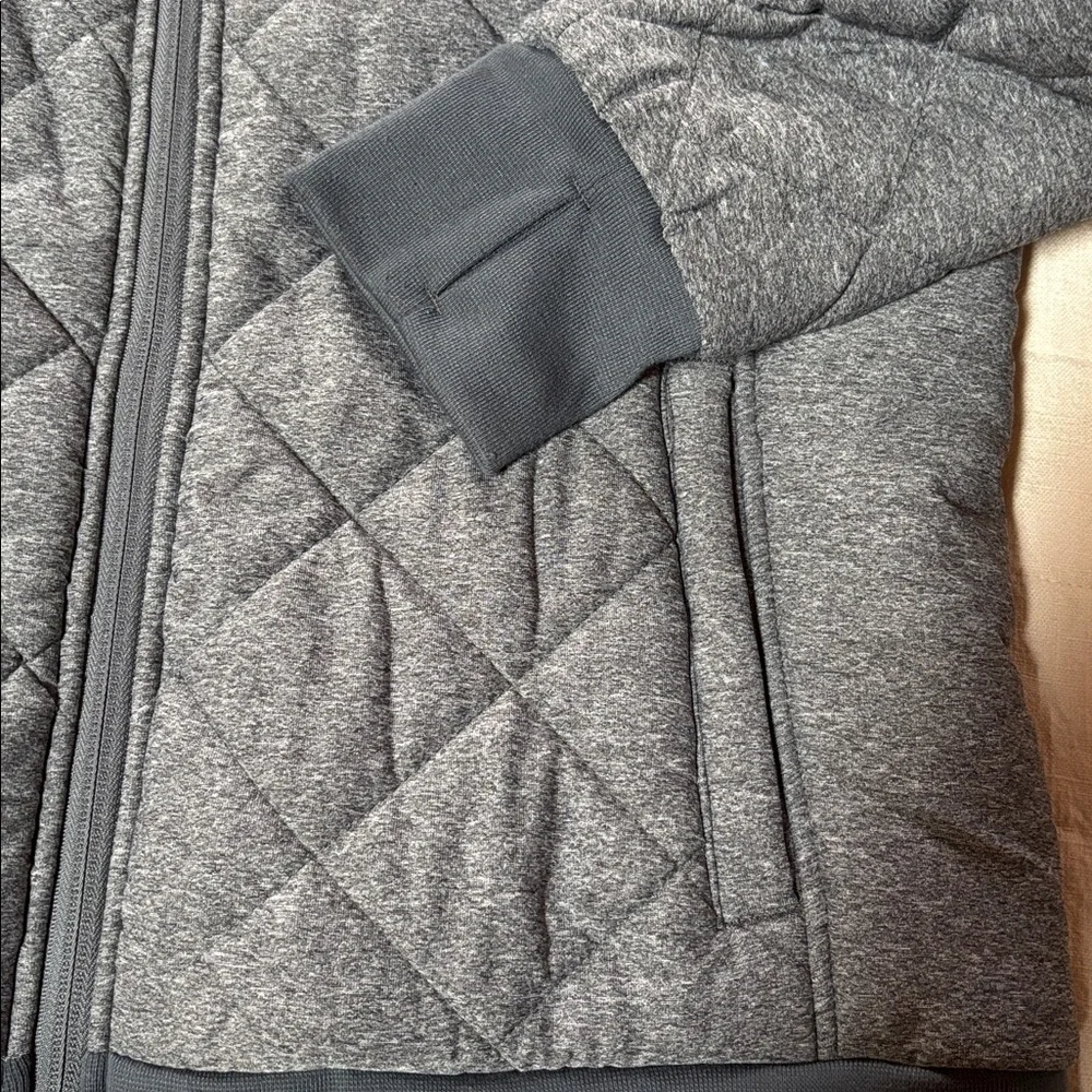 High Sierra Charcoal and Black Jacket - Picture 3 of 8